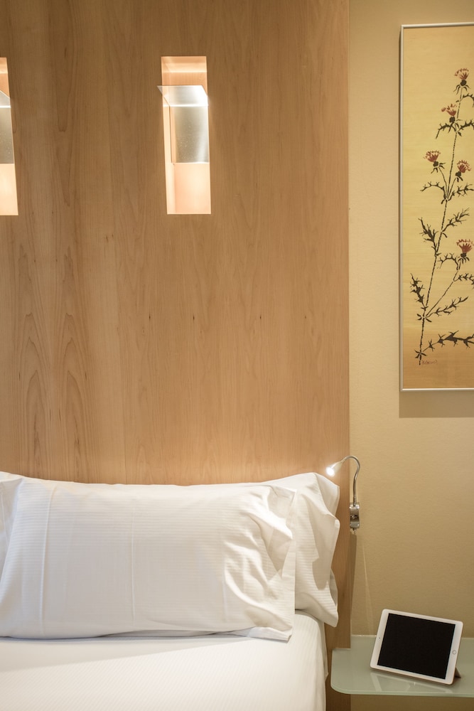Standard Room - Photo 2