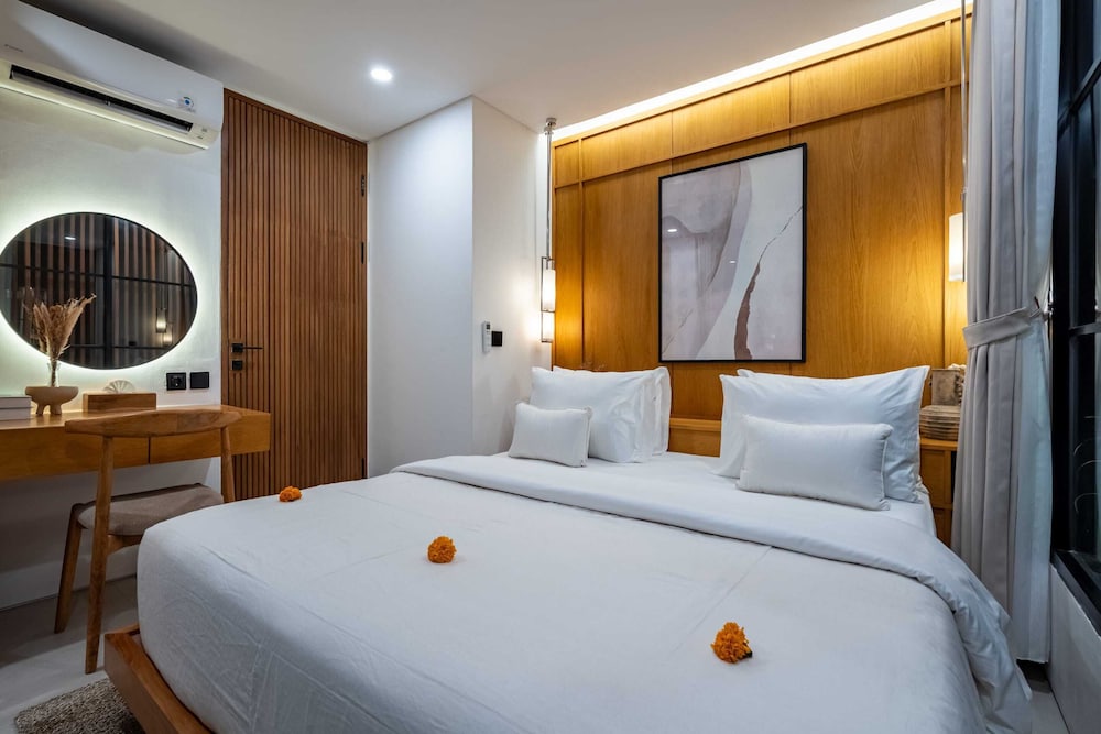 Basic Villa photo 3