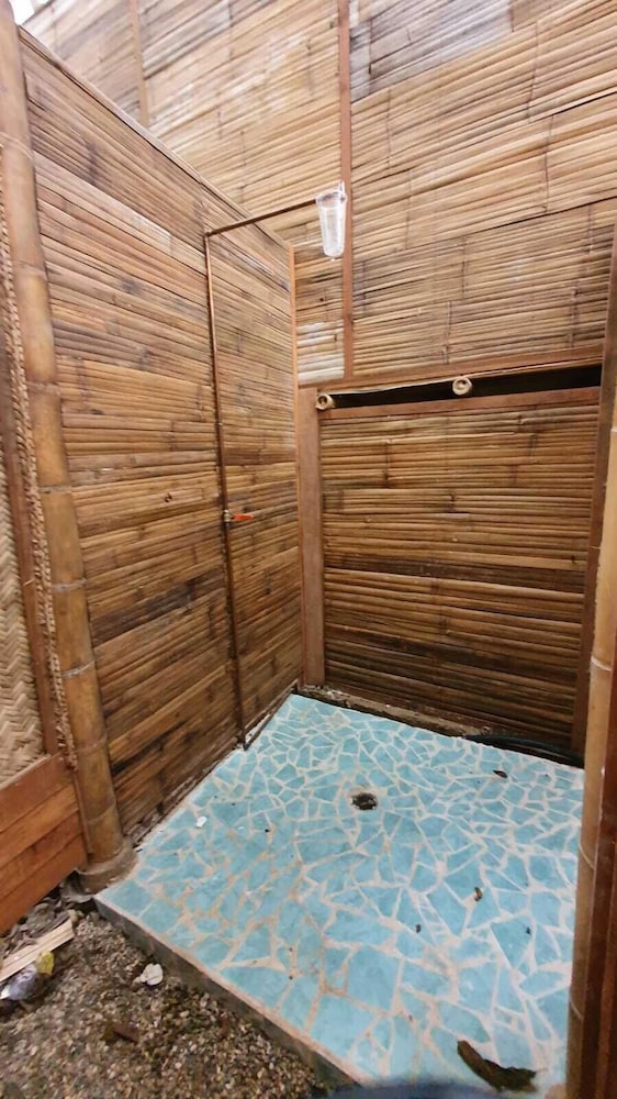 Traditional Shared Dormitory, Courtyard View photo 3