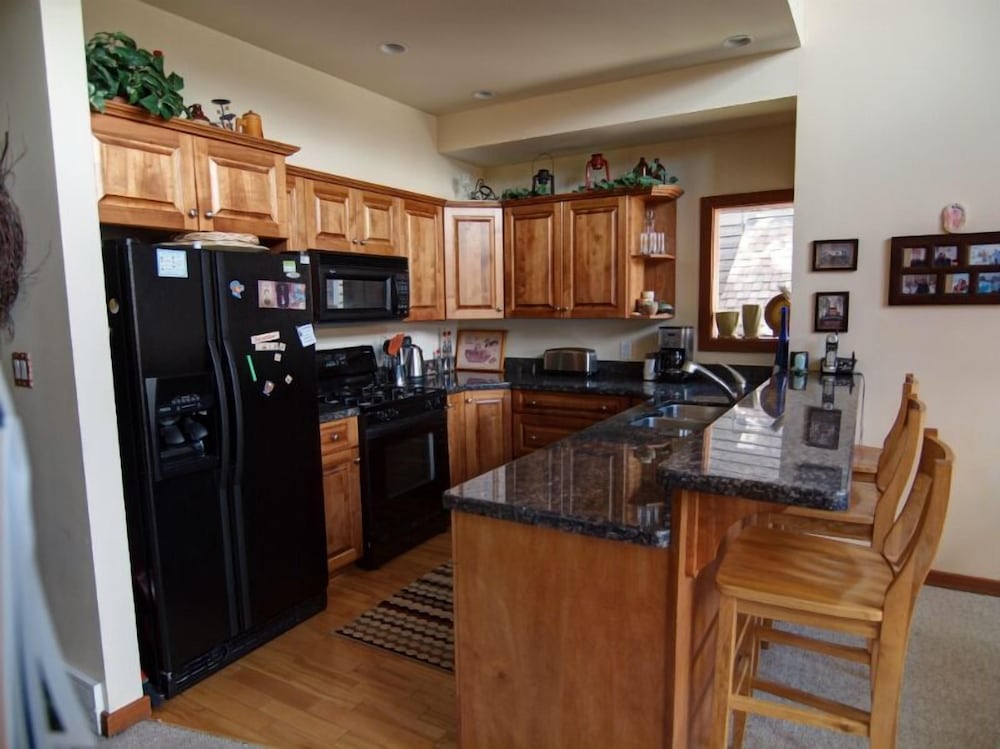 Townhome, 3 Bedrooms photo 3