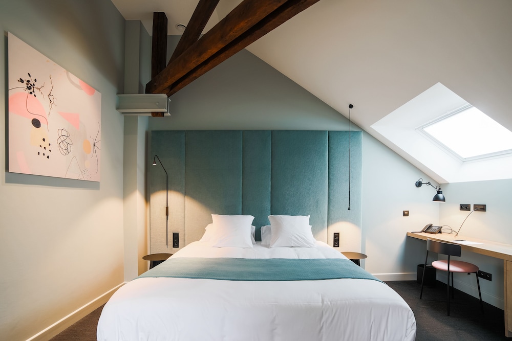 Suite, Valley View