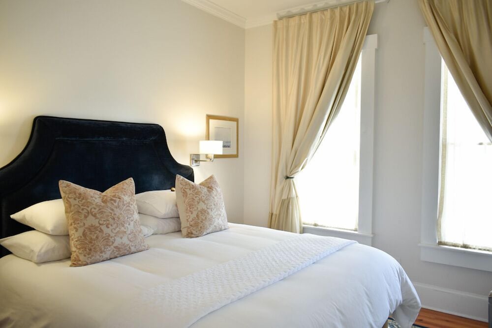 Comfort Suite, Private Bathroom, Garden View (Suite 3)
