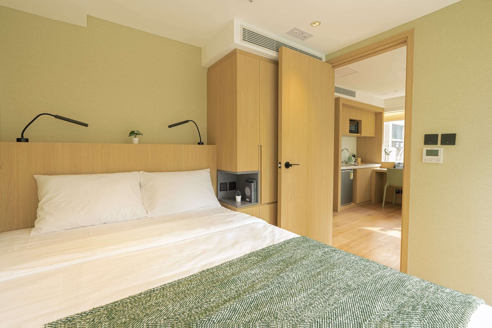 Suite, 1 Bedroom, Non Smoking, City View (Long Stay Special with Housekeeping Service once/week)