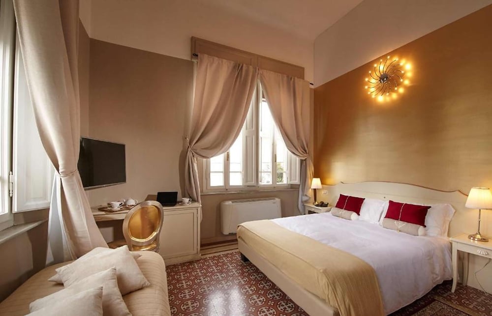 Executive Quadruple Room photo 3
