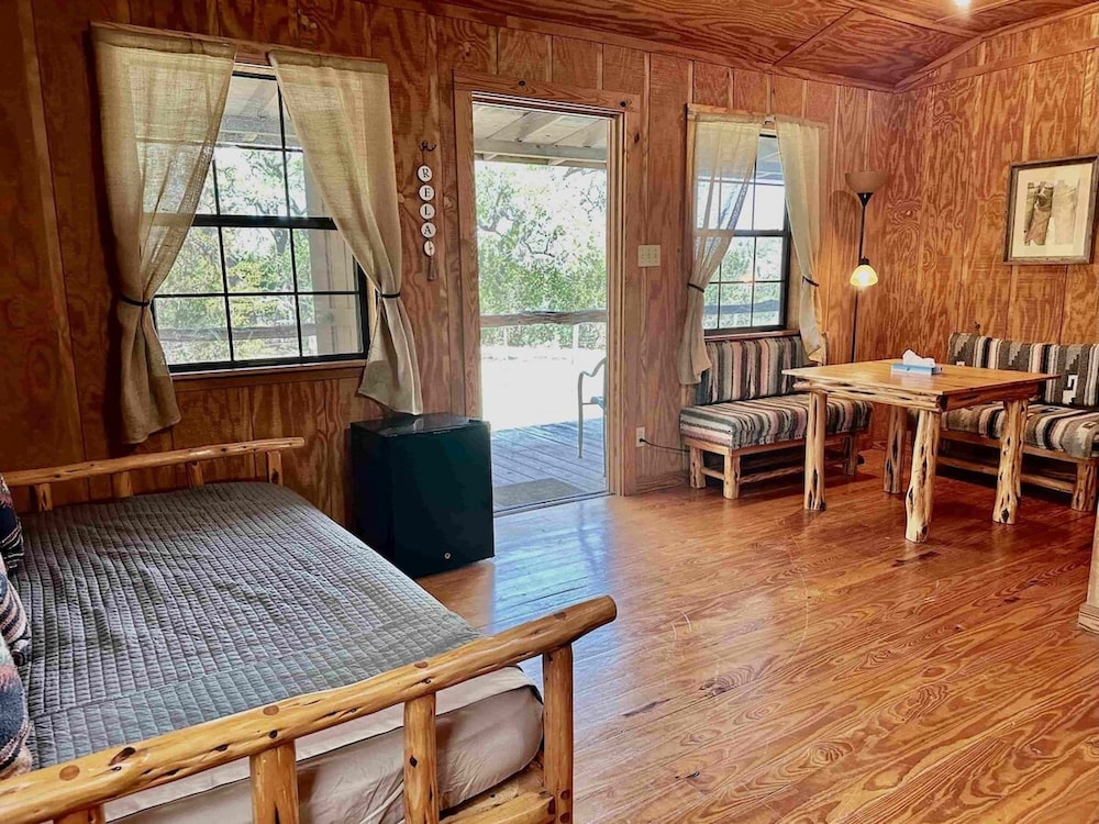 Cabin photo 1