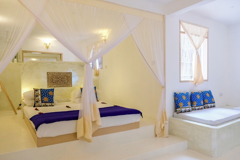 Deluxe Bungalow, 2 Bedrooms, Beach View