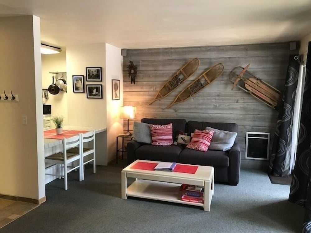 Studio Near Center of Town photo 1