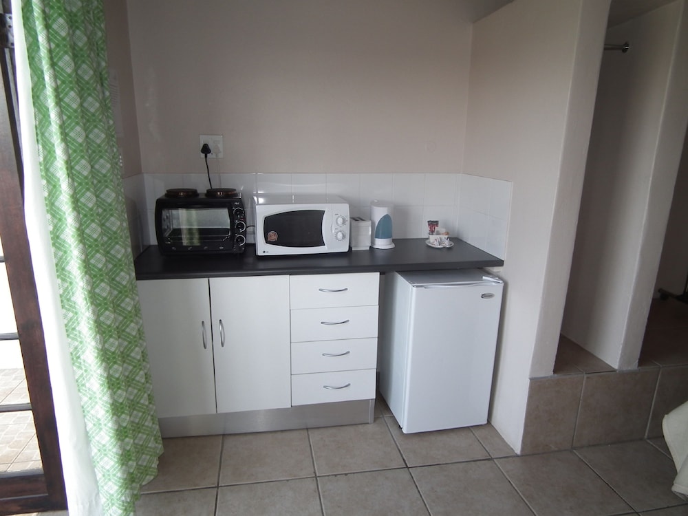 Economy Cottage (with S/C) photo 3