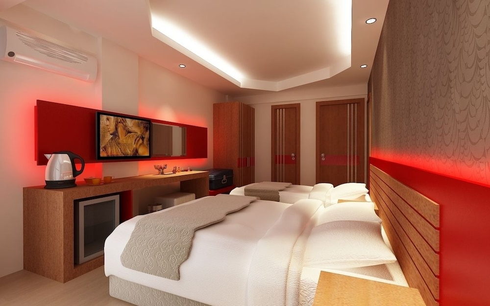 Deluxe Quadruple Room