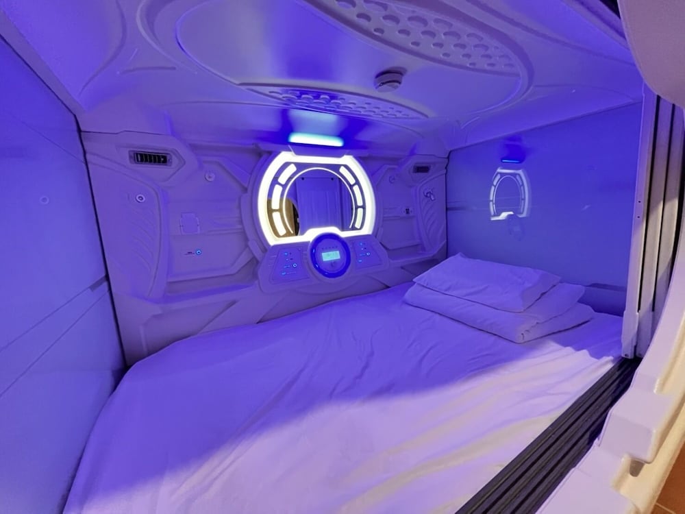 Space Capsule photo 3