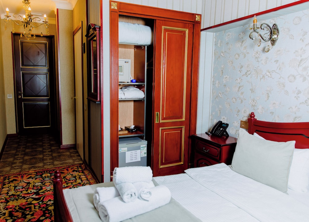 Basic Double Room photo 3