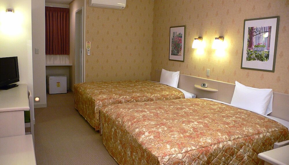 Standard Room, 2 Queen Beds, Non Smoking photo 1