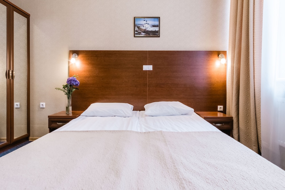 Double Room (Economy) photo 2