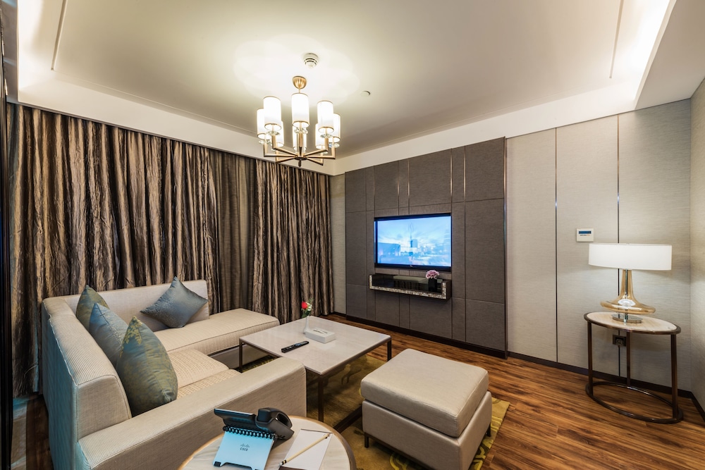 Executive Suite, 2 Bedrooms - Photo 1