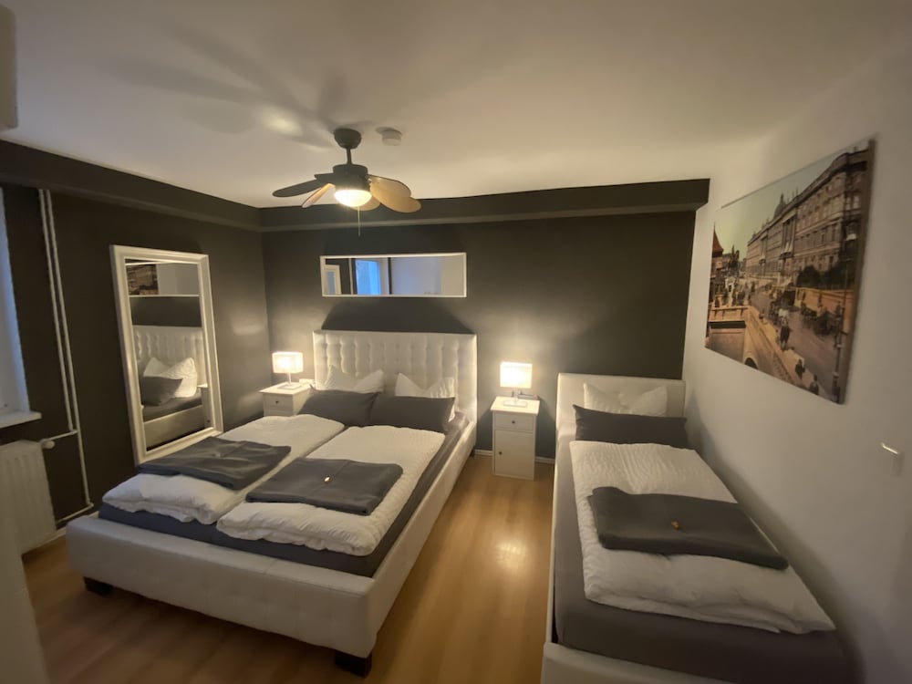 City Suite, 2 Bedrooms, Terrace, Garden View