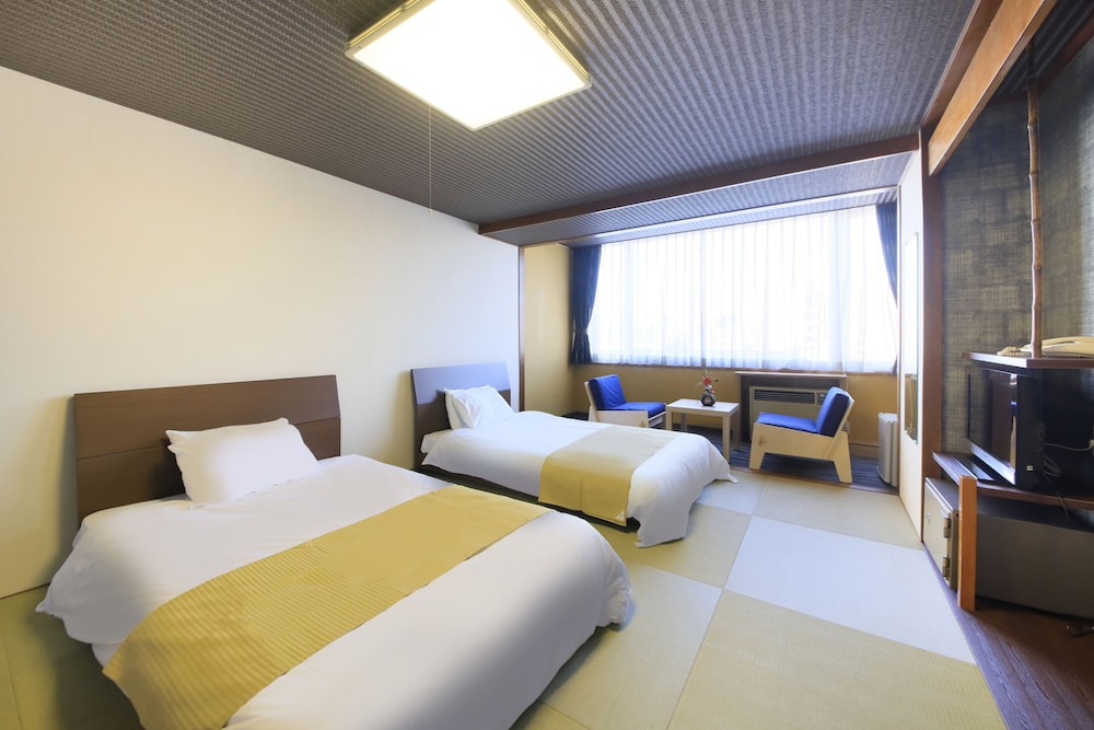 Japanese-style Twin Room, Non Smoking (2 beds) photo 3