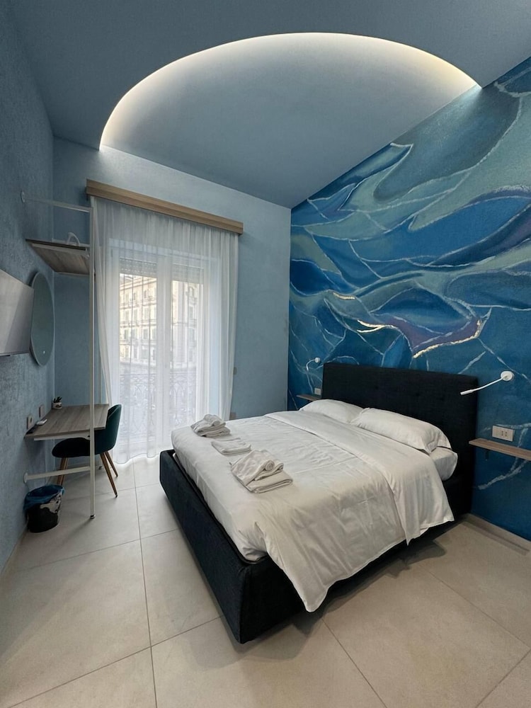 Deluxe Room, Balcony, City View