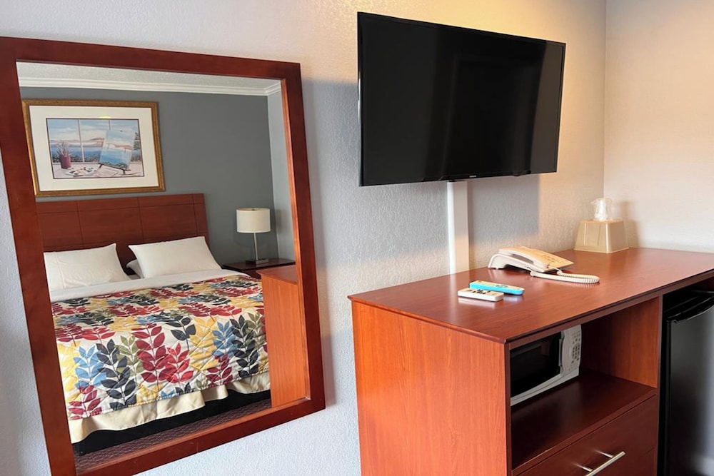 Family Room, 2 Bedrooms, Non Smoking photo 1