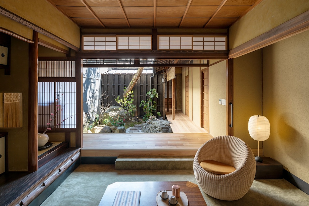 Luxury Room, 1 King Bed (with Outdoor Bath) - Photo 6