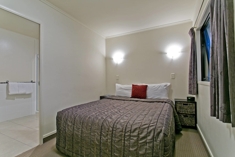 Design Loft, 1 King Bed photo 1