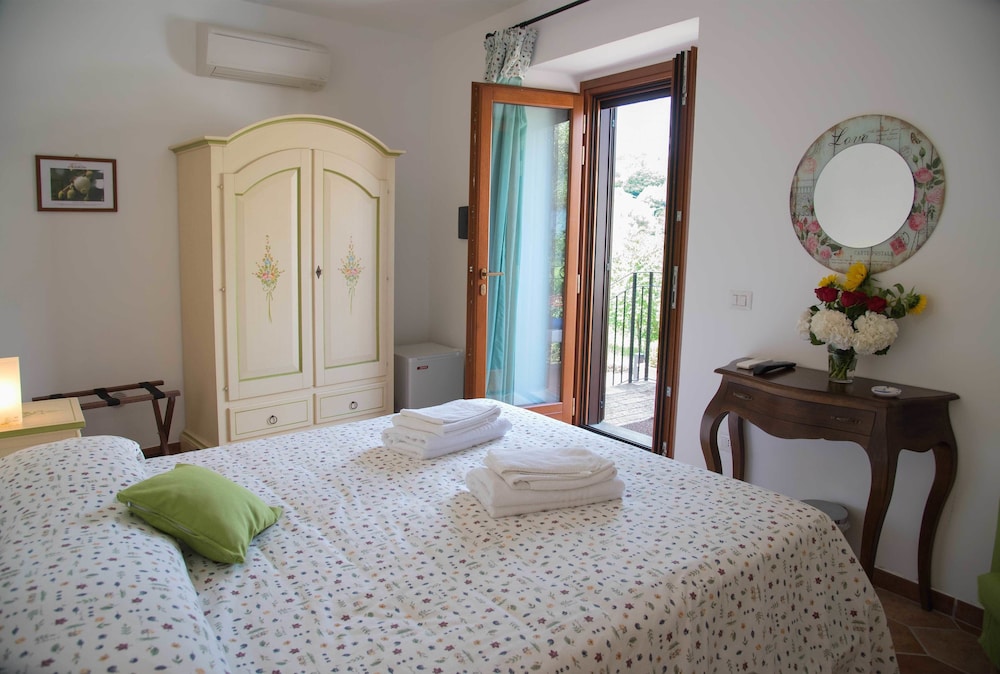 Double Or Twin Room photo 1