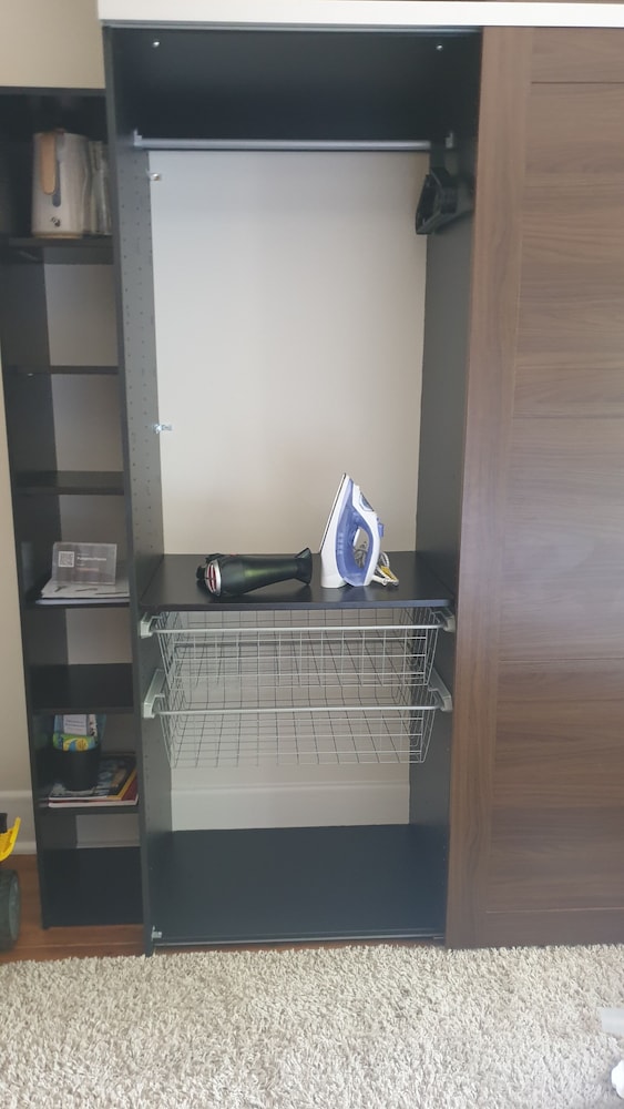 Double Room (Double Room with Ensuite Shower) photo 1