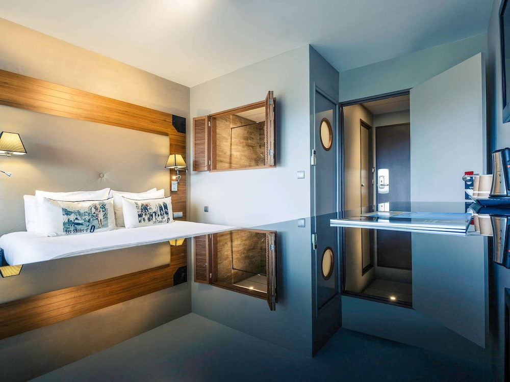 Classic Room, 1 Double Bed with Sofa bed (Overlooking Pine Forest)