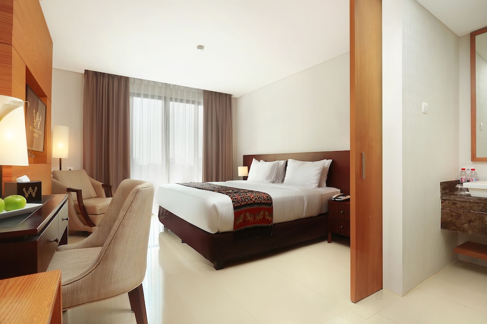 Junior Double or Twin Room photo 3