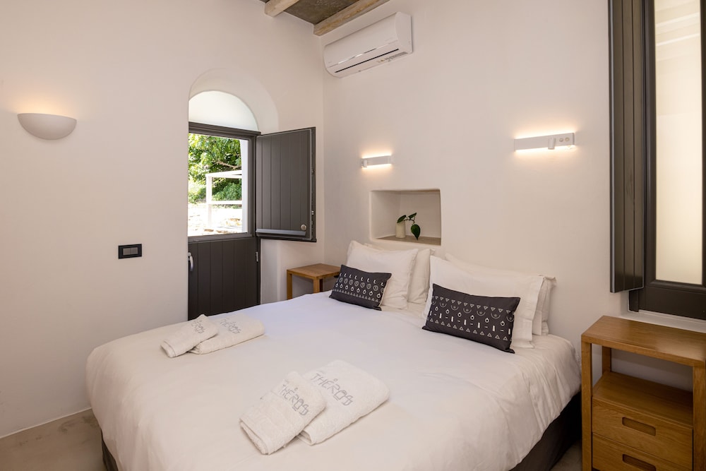 Two Bedroom Luxury Suite photo 2