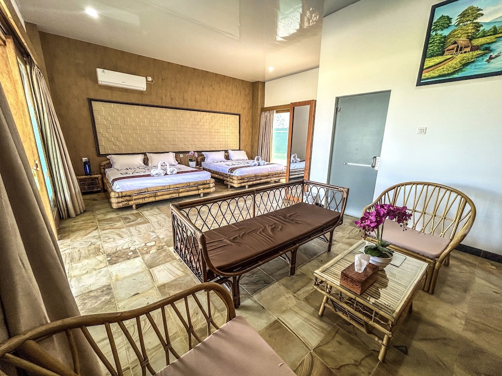 Ocean View Suite With Plunge Pool
