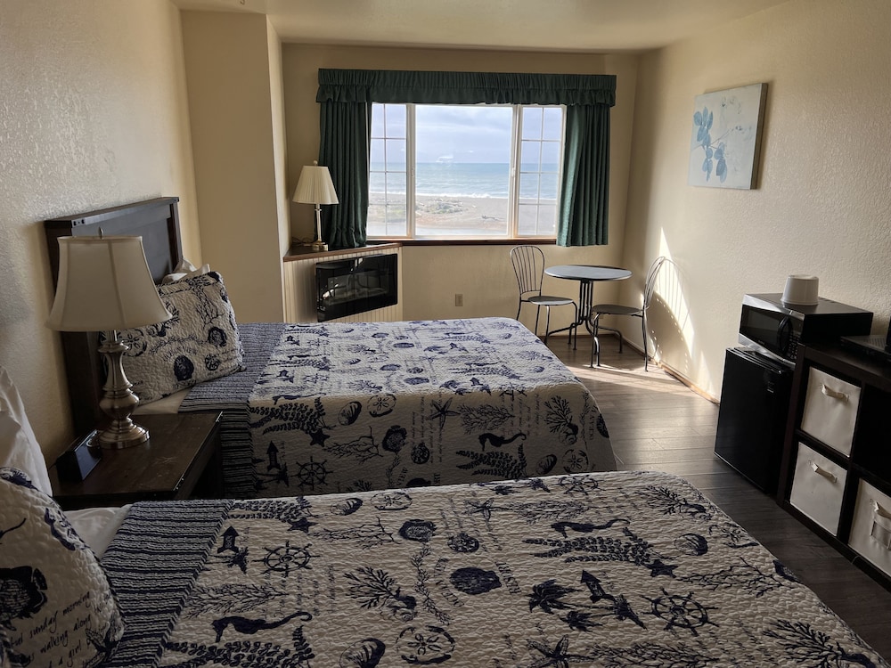 Double Room, Ocean View photo 2