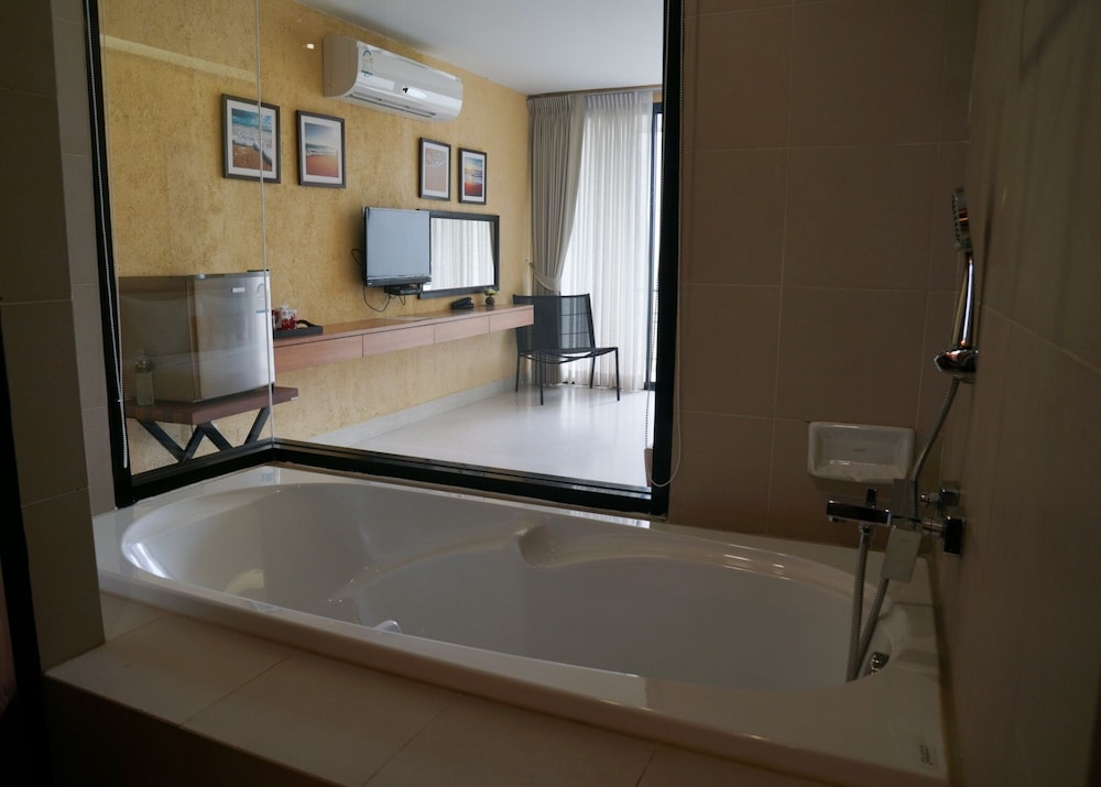 Deluxe Villa - Photo 5