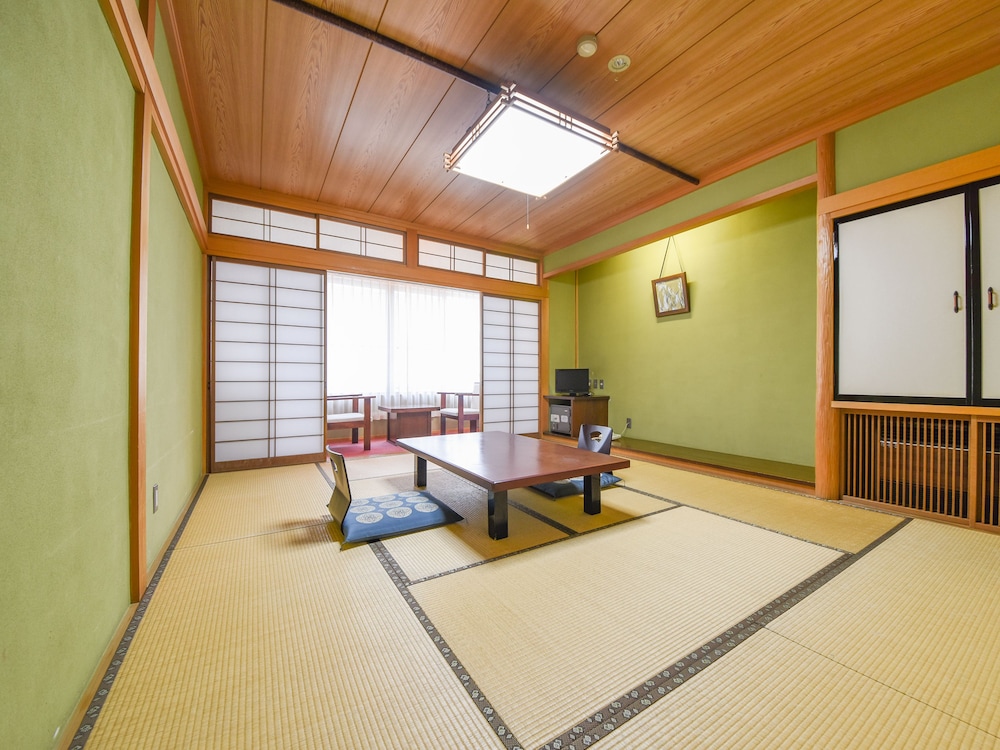 Japanese-Style Room, Smoking (10 Tatami Mats, Shared Bath) photo 3