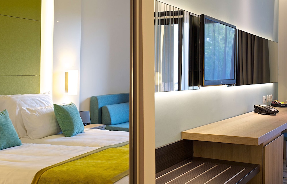 Premium Room - Photo 4