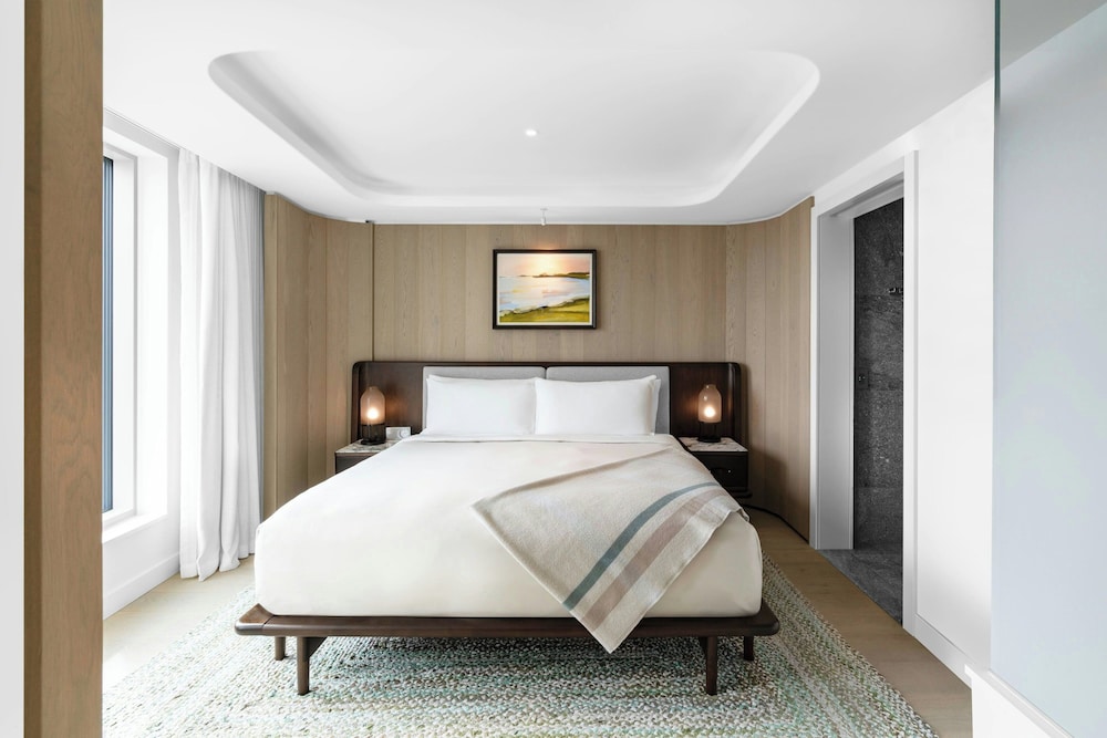 Premium Suite, 1 Bedroom (view)