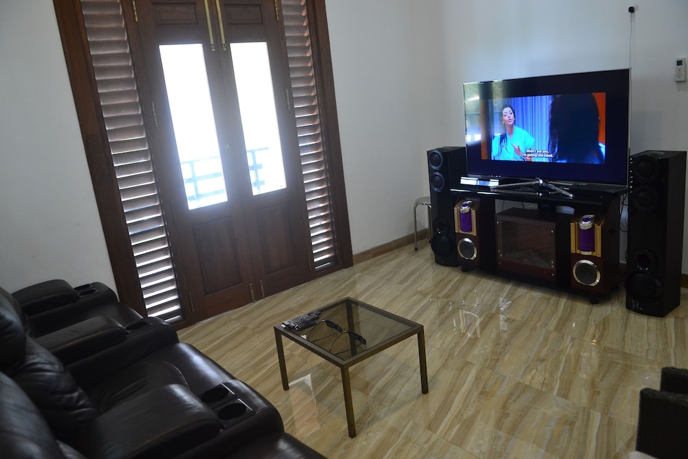 Deluxe Villa, 5 Bedrooms, Pool View photo 3