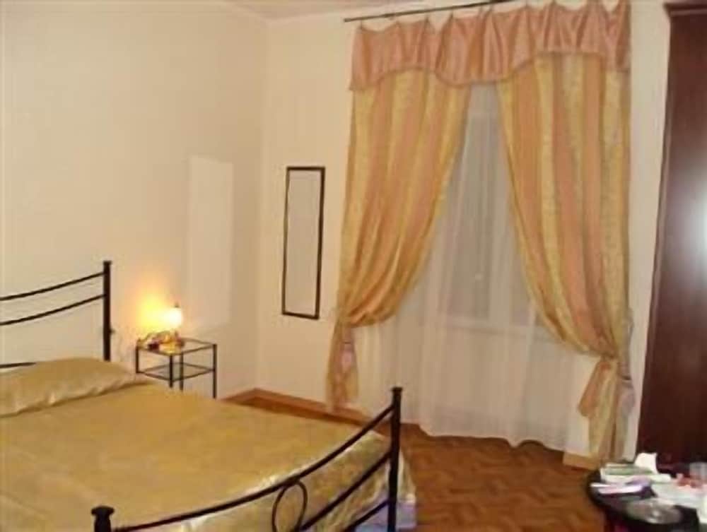 Classic Double Room, Ensuite