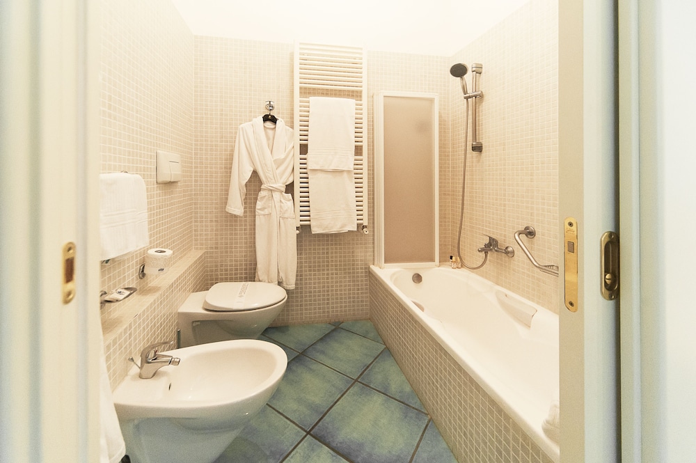 Junior Suite - Photo 6