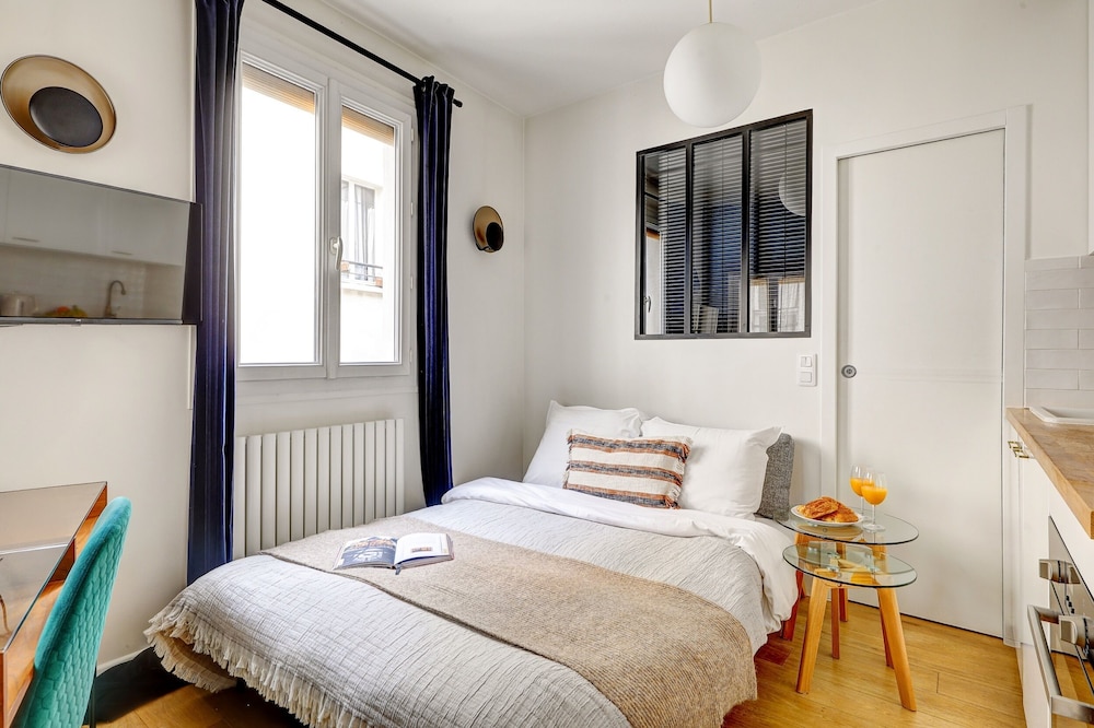 Studio, 1 Double Bed, Non Smoking, City View