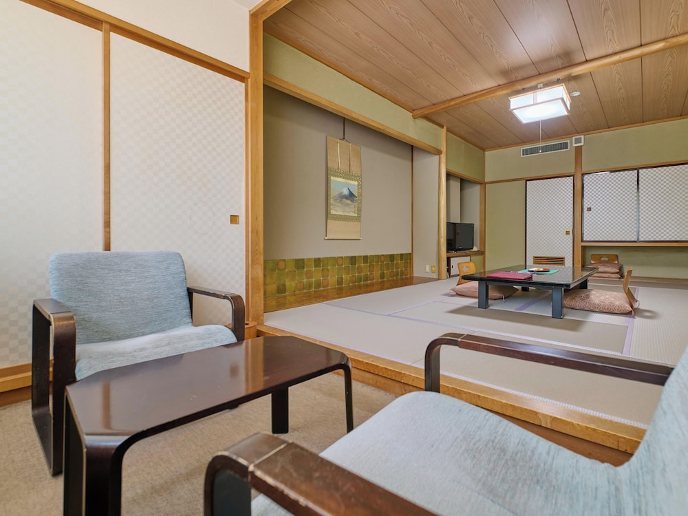 Standard Japanese Room up to 2-5 guests (Non-Smoking) - Photo 20