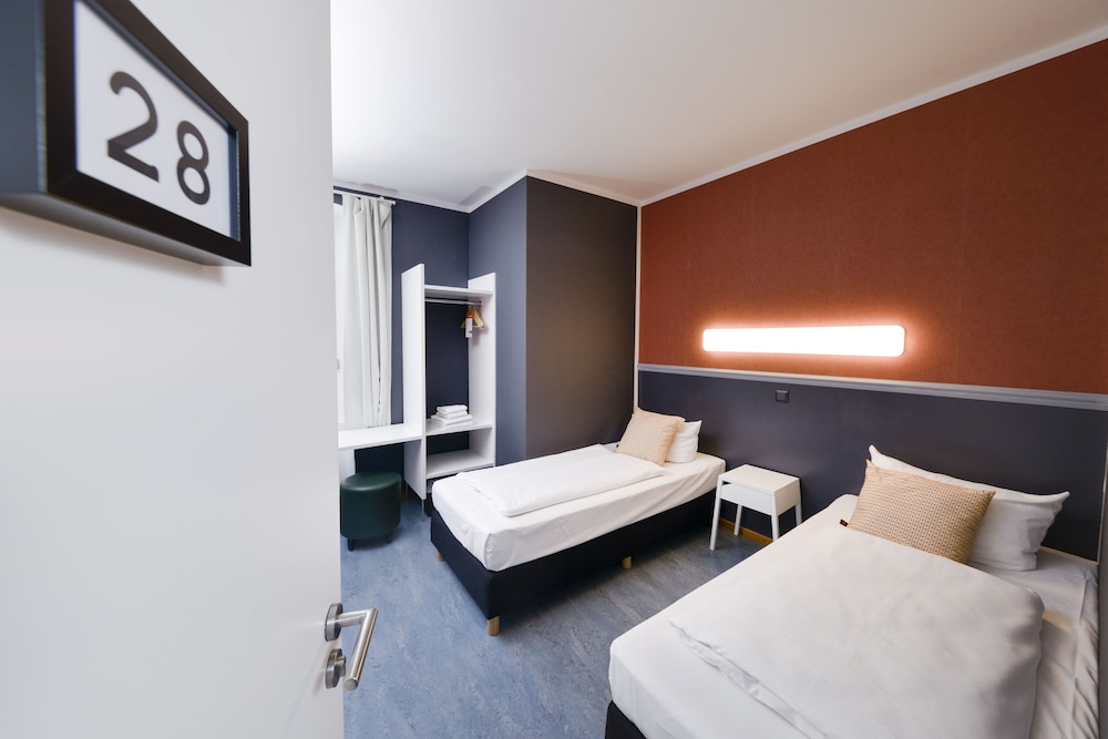 Double Room, Shared Bathroom photo 3