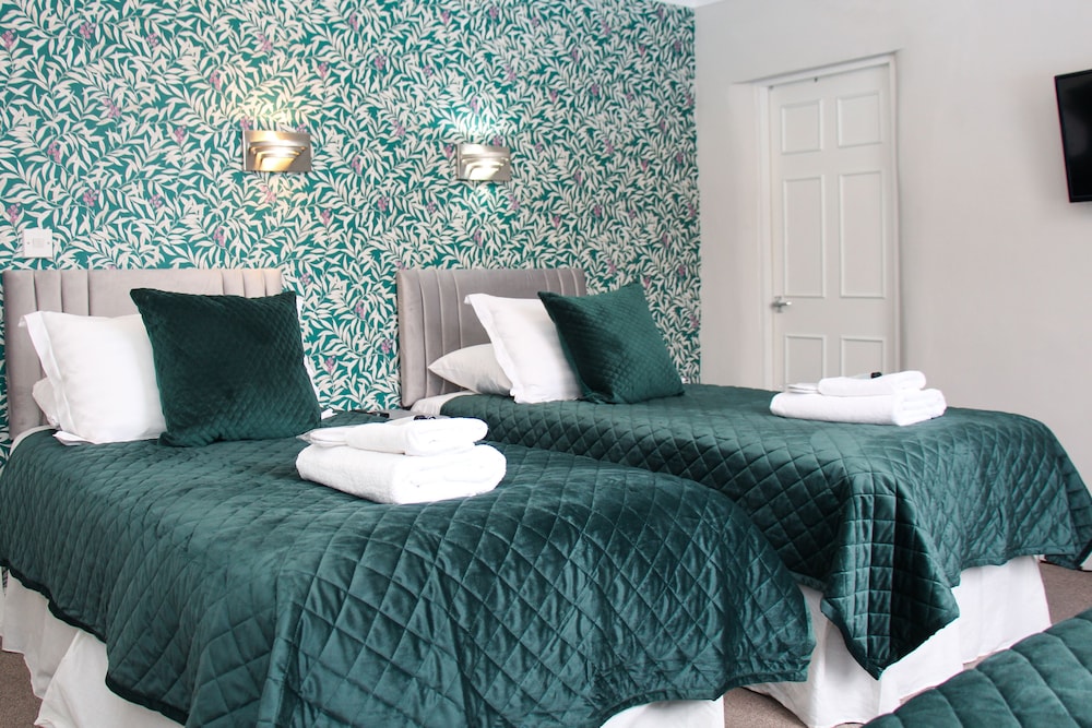 Standard Triple Room - Photo 11