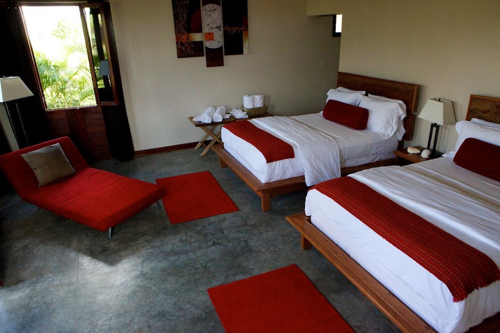 Deluxe Bungalow, 1 Bedroom, Private Bathroom, Garden Area photo 1
