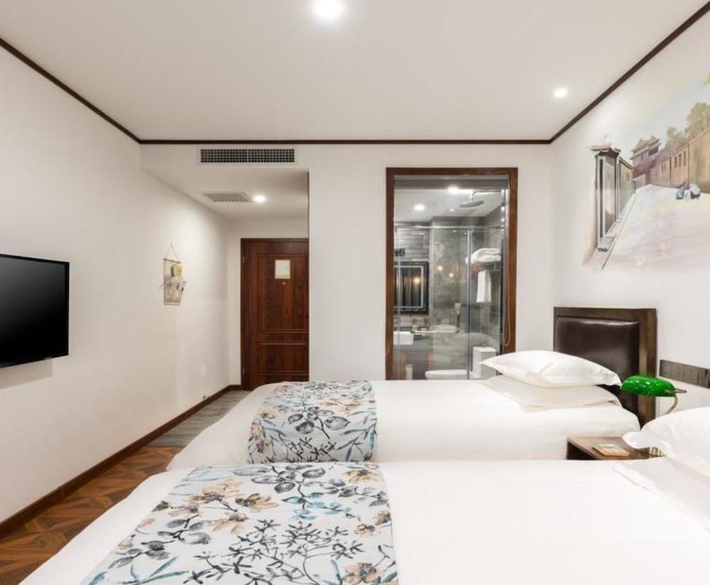 Standard Twin Room - Photo 2