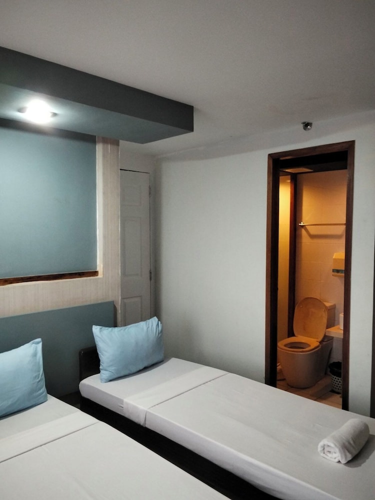 Comfort Twin Room, City View photo 2