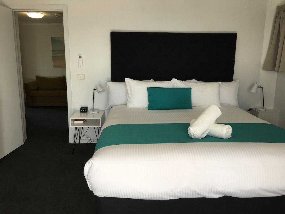 SC Suite Waterview photo 1
