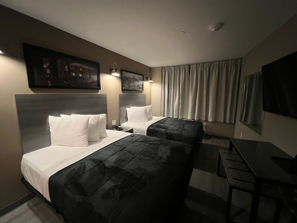 Comfort Double Room, 2 Queen Beds, Non Smoking