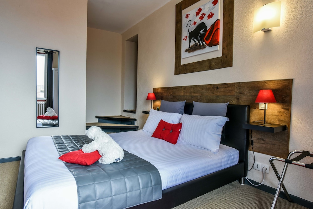 Double Room - Photo 2