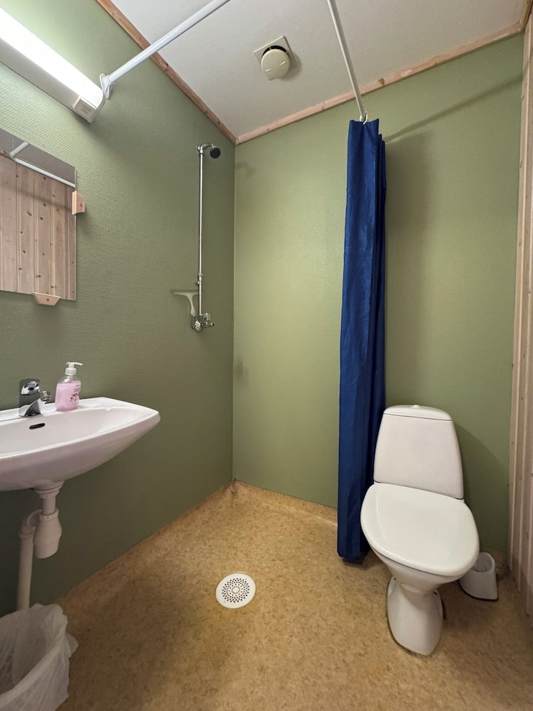 Basic Triple Room (Villmarkstua) photo 3