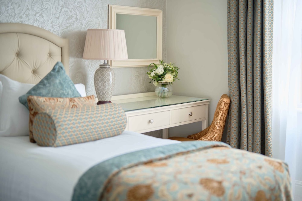 Classic Twin Room - Photo 2